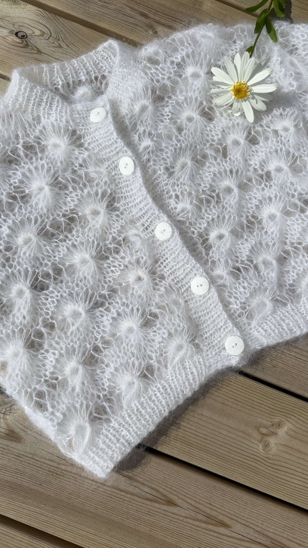 Aldarlilja opin troyggja