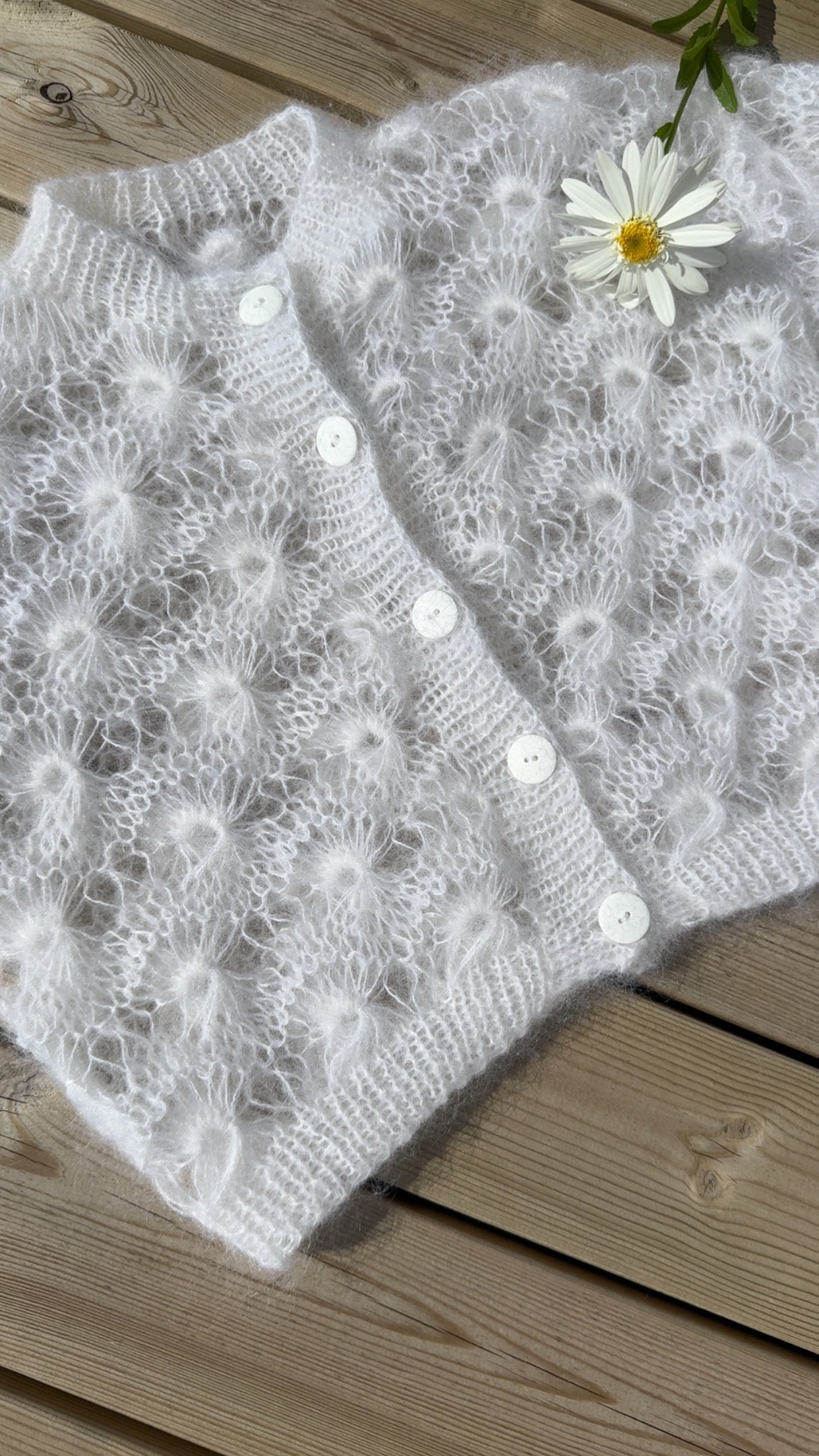 Aldarlilja opin troyggja