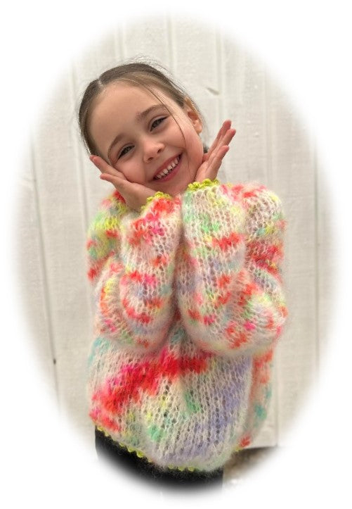 Popput barnatroyggja við ísettum ermum